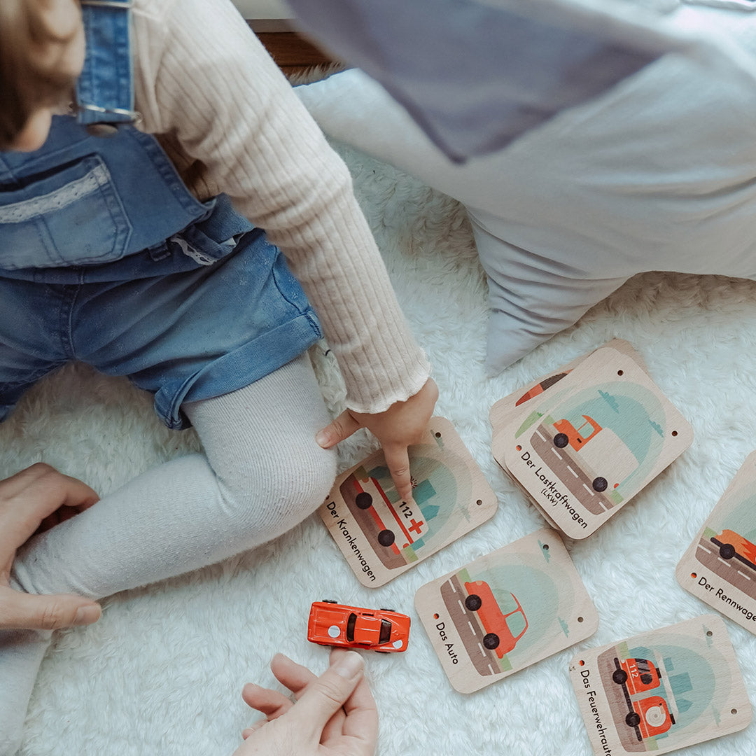 Fahrzeugkarten im Kinderzimmer